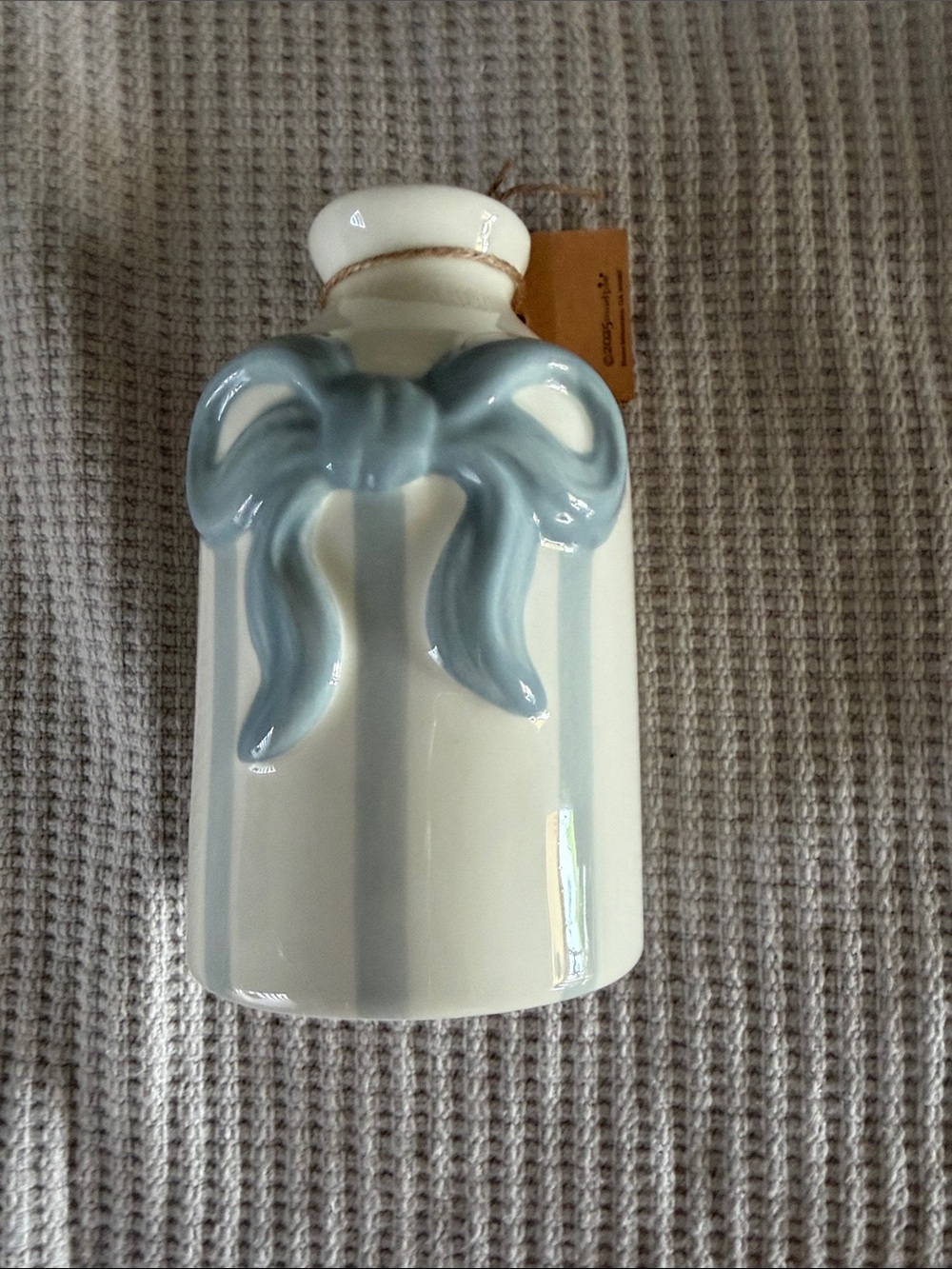 New with Tags - Vase from Mud Pie never used for your home or office